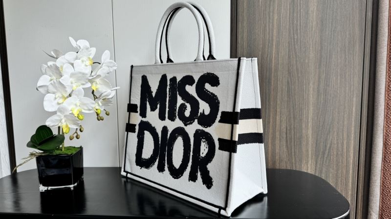 Christian Dior Shopping Bags